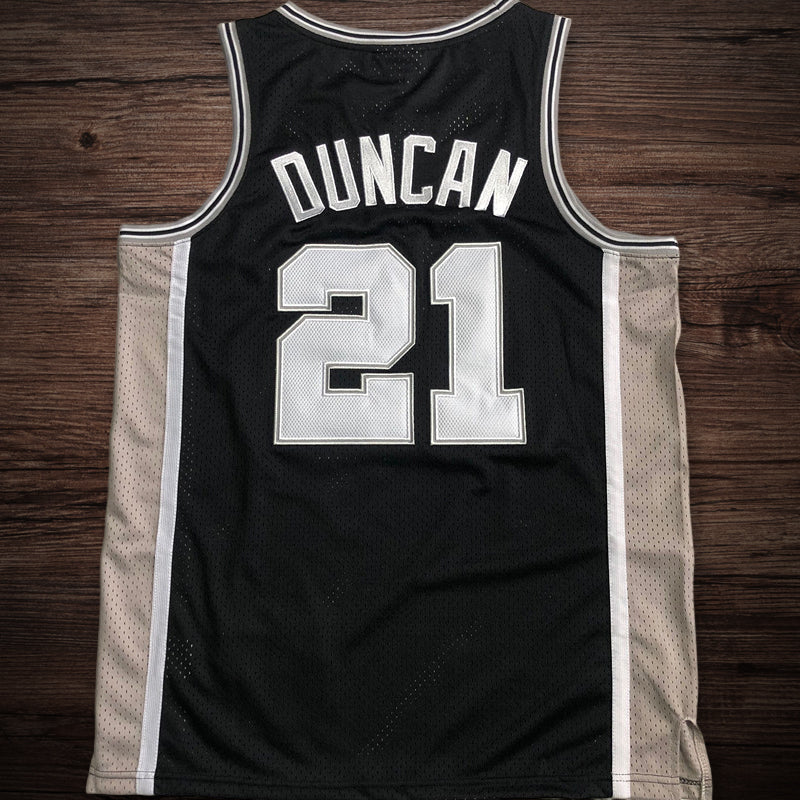 Men’s San Antonio Spurs 2001-02 #21 Duncan Jersey