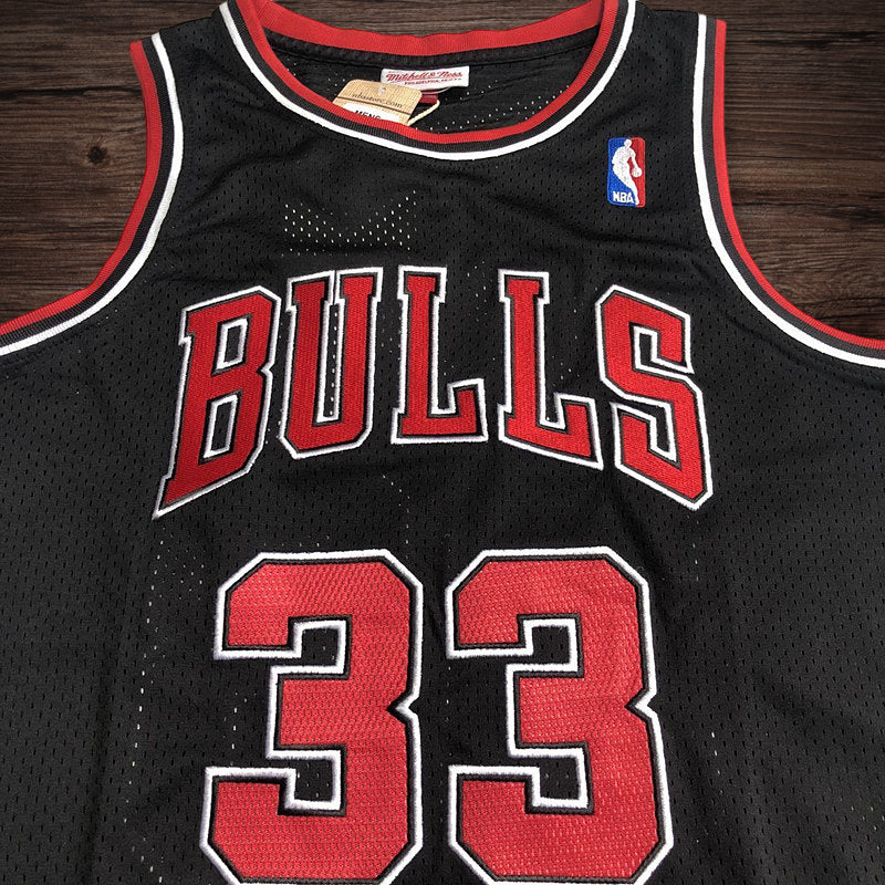 Men’s Chicago Bulls 1997-98 #33 Scottie Pippen Jersey Black