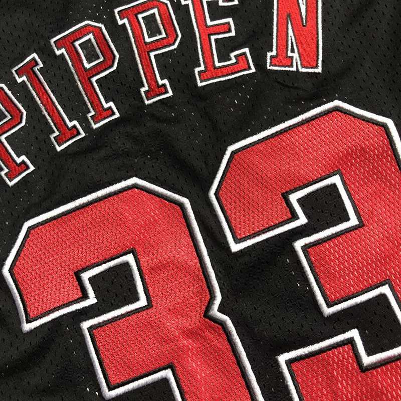 Men’s Chicago Bulls 1997-98 #33 Scottie Pippen Jersey Black