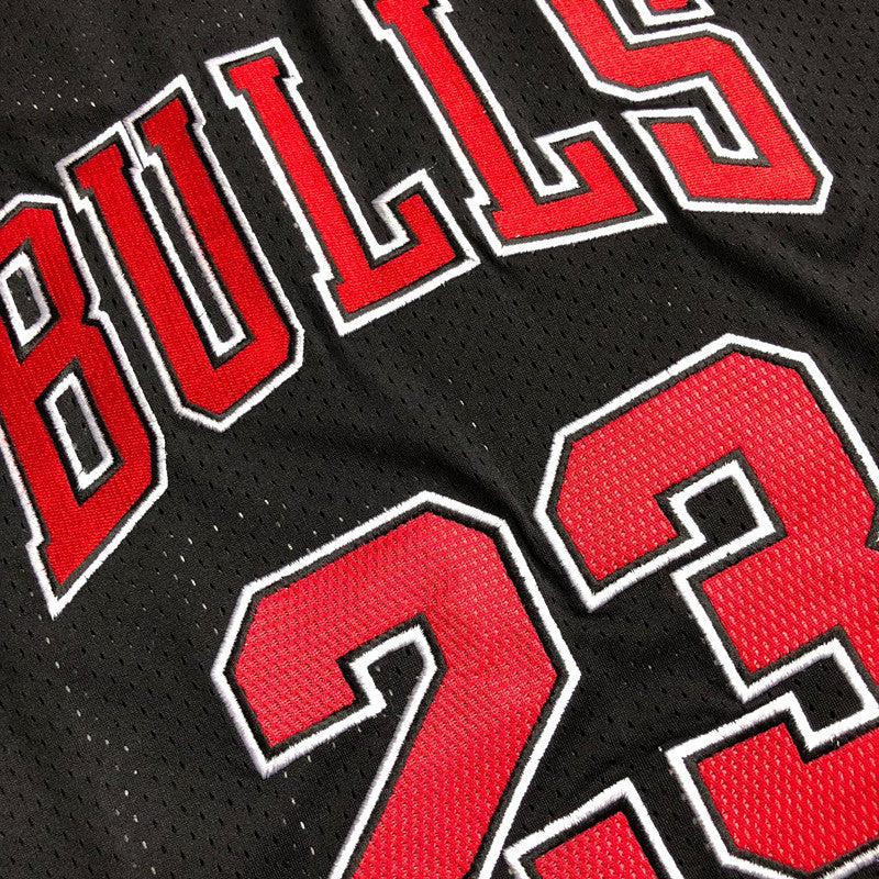 Men’s Chicago Bulls 1997-98 #23 Michael Jordan Jersey Black