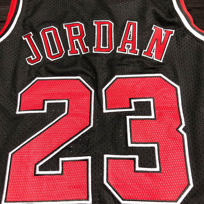 Men’s Chicago Bulls 1997-98 #23 Michael Jordan Jersey Black