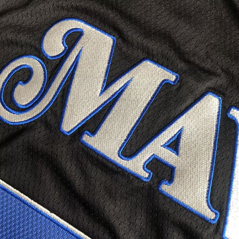 Men’s Mavericks 2024 City connect #77 Doncic Jersey