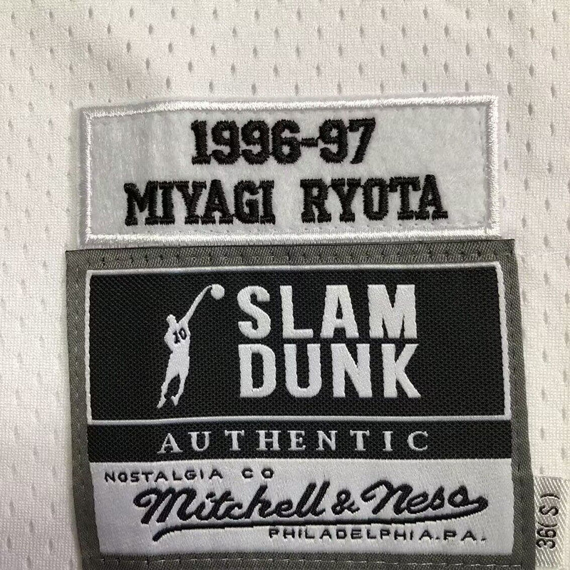 Men’s 1996-97 Slam Dunk Shohoku #7 white jersey