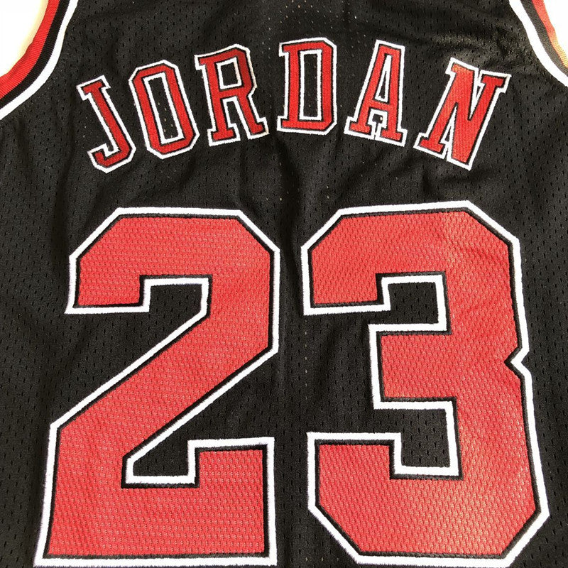 Men’s Chicago Bulls 1997-98 Finals #23 Michael Jordan Jersey Black