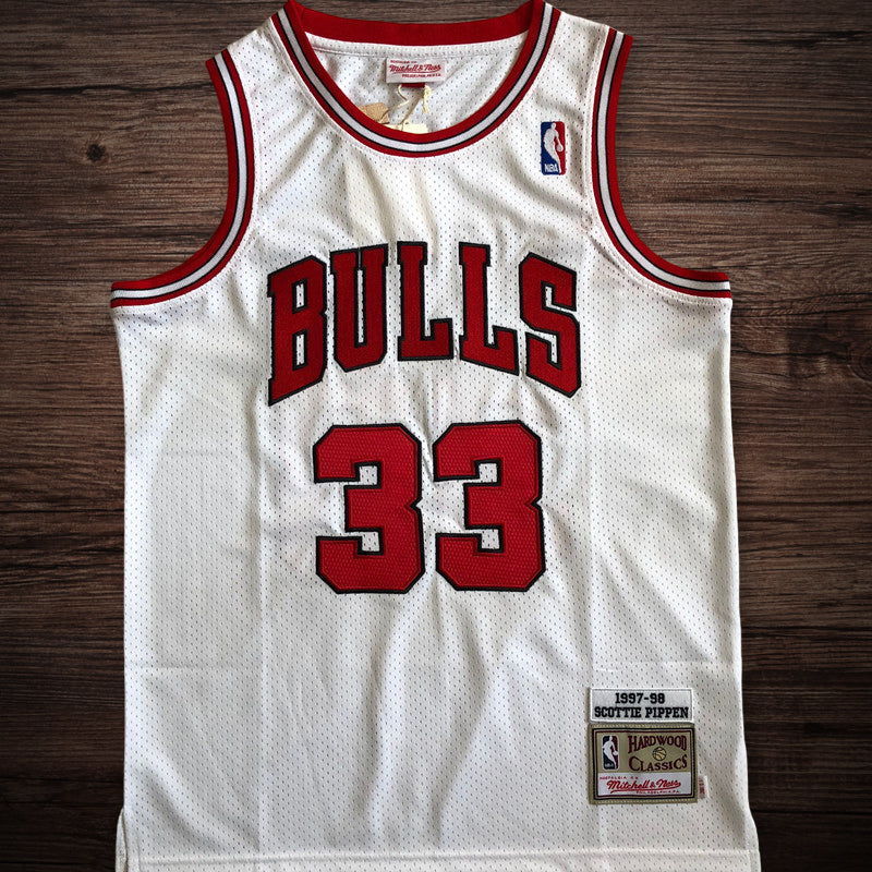 Men’s Chicago Bulls 1997-98 #33 Scottie Pippen Jersey White