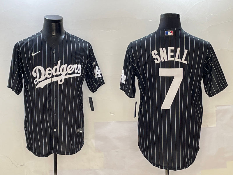 Men’s Los Angeles Dodgers Blake Snell #7 Black Alternate Limited Jersey