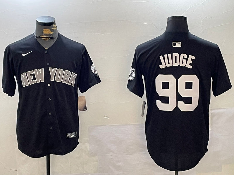 Men’s New York Yankees Aaron Judge #99 Black Jersey