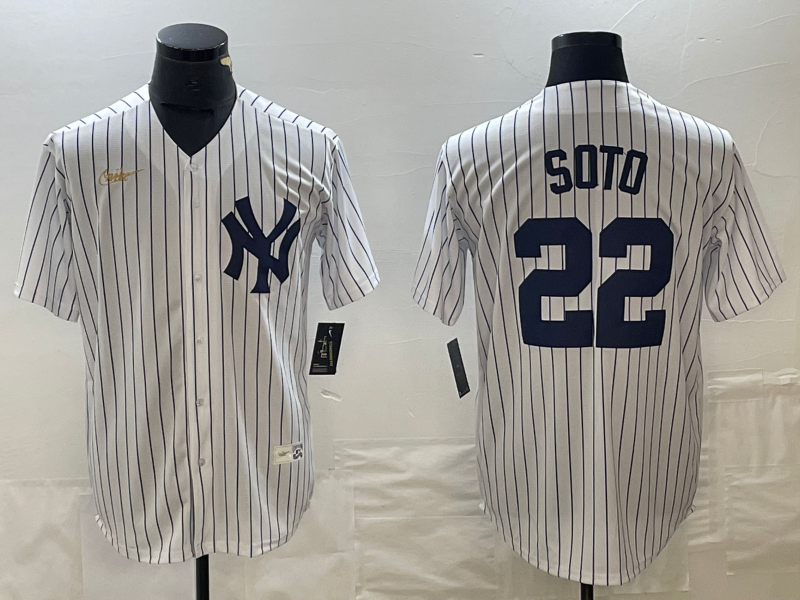 Men’s New York Yankees Juan Soto #22 White Home Cooperstown Collection Jersey
