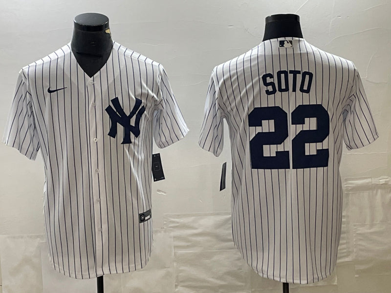 Men’s New York Yankees Juan Soto #22 White Home Jersey