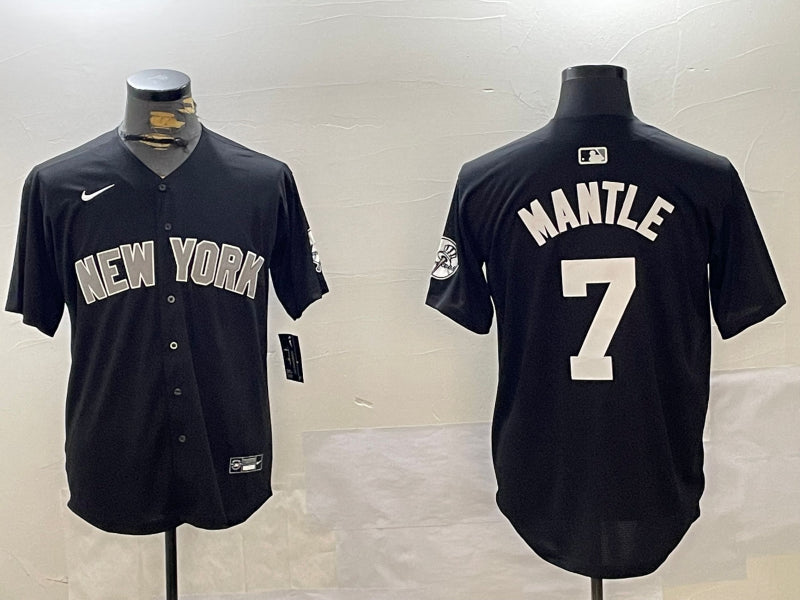Men’s New York Yankees Mickey Mantle #7 Black Jersey
